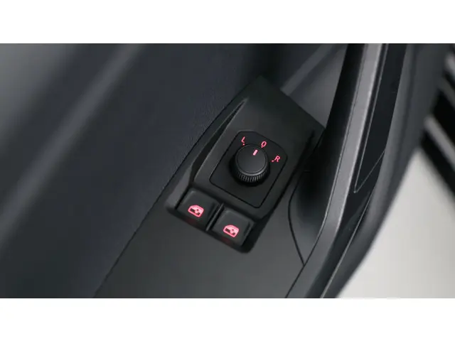 SEAT Ibiza 1.0 MPI 80pk Reference 2024 Benzine 13