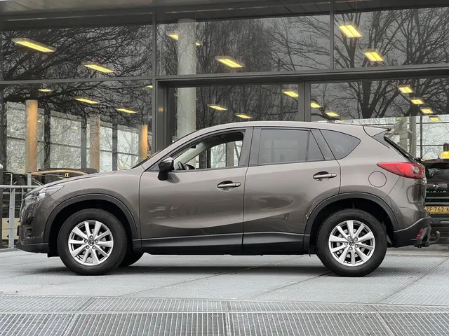 Mazda CX-5 2.0 SkyActiv-G 160 GT-M 4WD 2015 Benzine 19