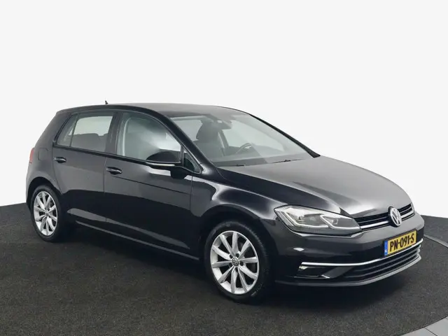 Volkswagen Golf 2