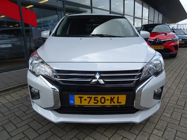 Mitsubishi Space Star 1.2 Dynamic AUTOMAAT 2023 Benzine 5