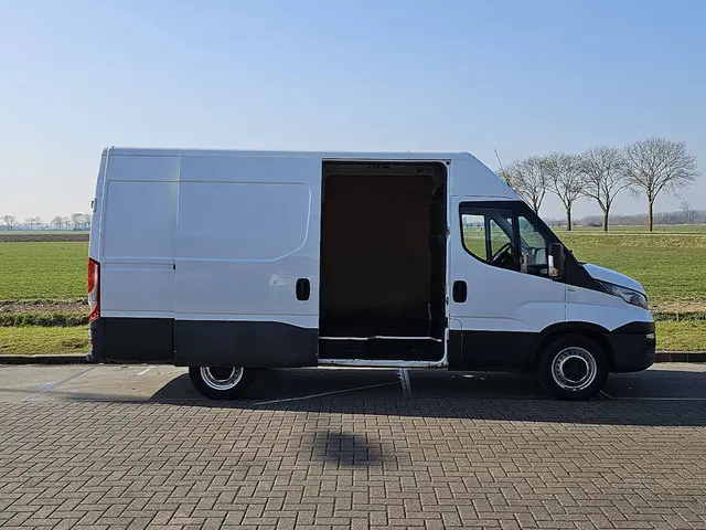 Iveco Daily 35 S 14 2017 Diesel 13