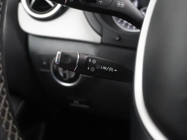 Mercedes-Benz B-Klasse 180 Ambition 2013 Benzine 20