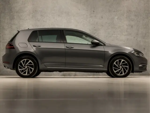 Volkswagen Golf 1.5 TSI Sportline 2018 Benzine 4