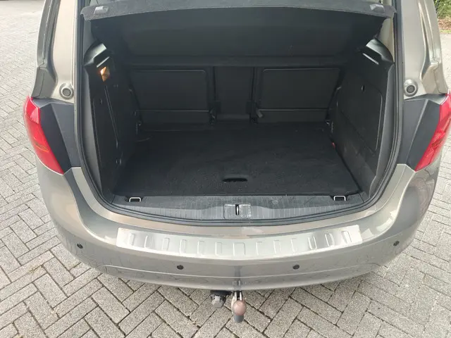 Opel Meriva 1.4 Berlin 2014 Benzine 8