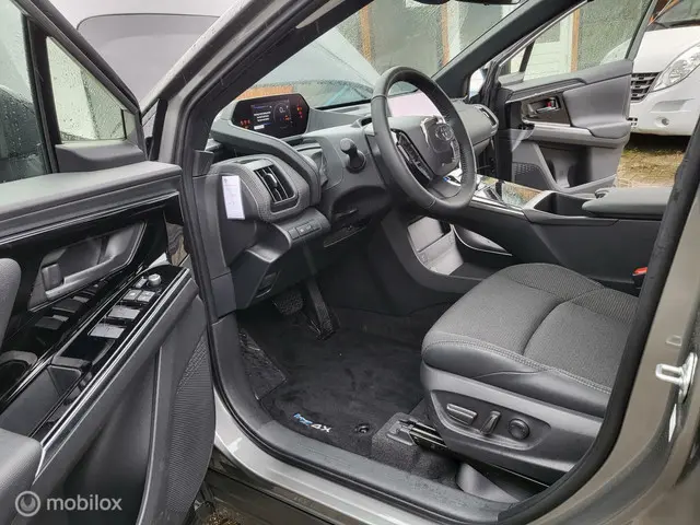 Toyota bZ4X Dynamic 73 kWh 2023 Elektrisch 11