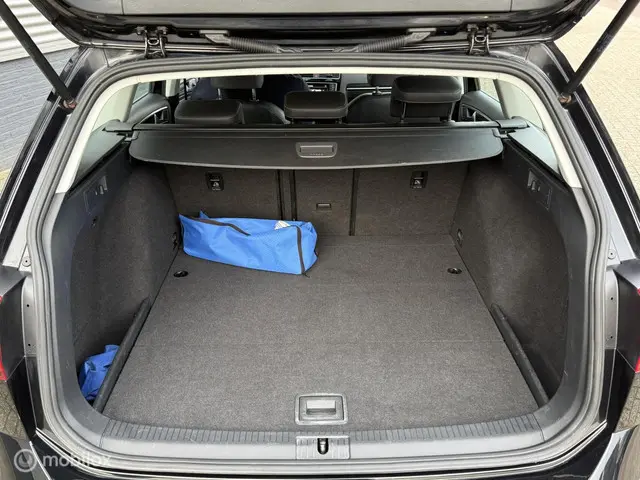 Volkswagen Golf Variant 2.0 TDI Highline 2015 Diesel 24