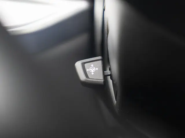 BMW X5 xDrive50e 2025 Hybride Benzine 56