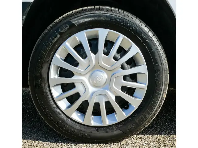 Toyota ProAce CITY 1.5 D-4D Cool - 3 persoons 2022 Diesel 17