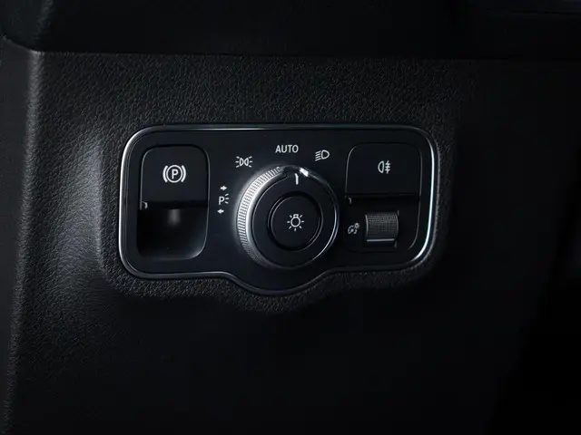 Mercedes-Benz EQB 250 Luxury Line 2023 Elektrisch 17