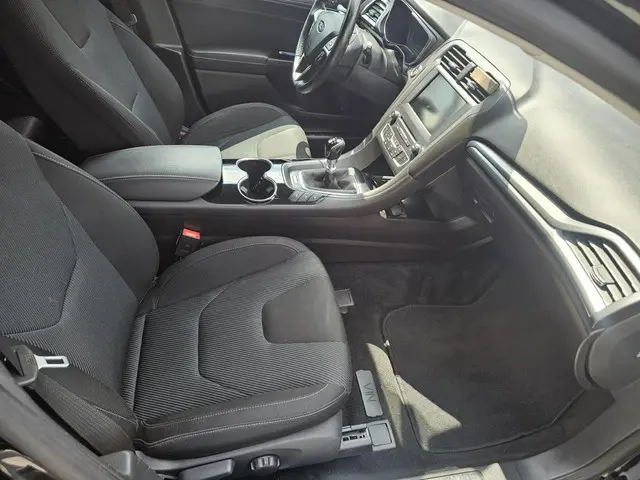 Ford Mondeo Wagon 1.5 TDCi Titanium SE 2016 Diesel 22
