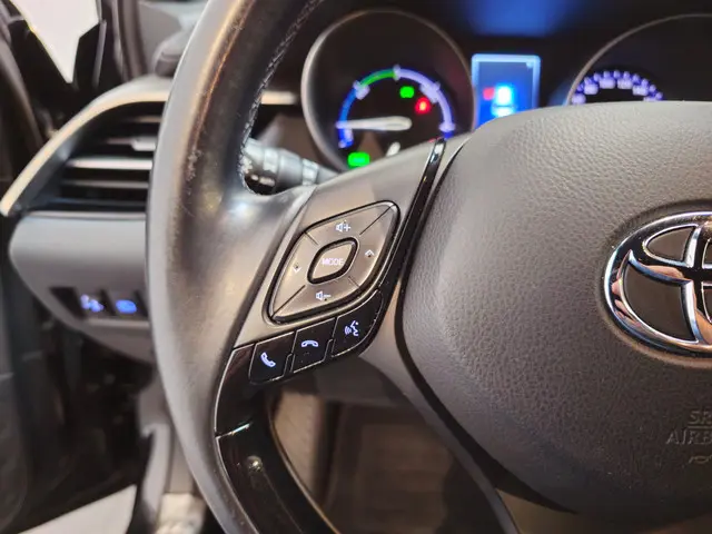 Toyota C-HR 1.8 Hybrid Energy 2018 Hybride Benzine 12