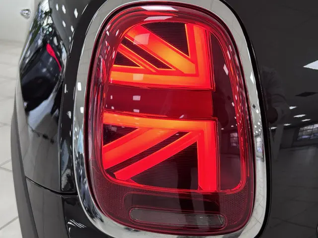 MINI Electric Mini Essential 33 kWh 2023 Elektrisch 24