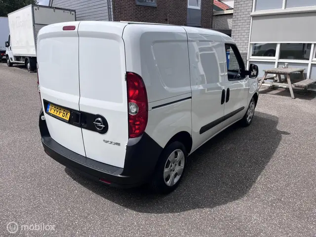 Opel Combo 1.3 CDTi L1H1 Edition airco N 2016 Diesel 4