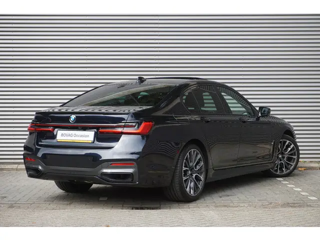 BMW 7 Serie 730d xDrive 2021 Diesel 2