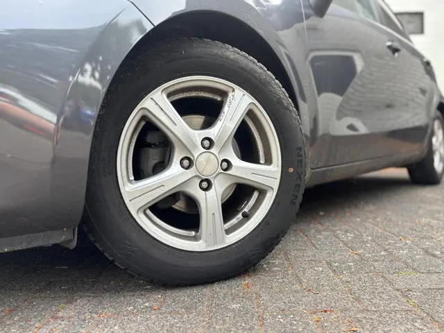 Kia Rio 1.2 CVVT Plus Pack 2012 Benzine 4