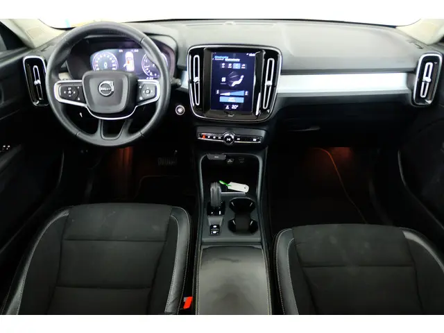 Volvo XC40 1.5 T3 Momentum Pro 2020 Benzine 3