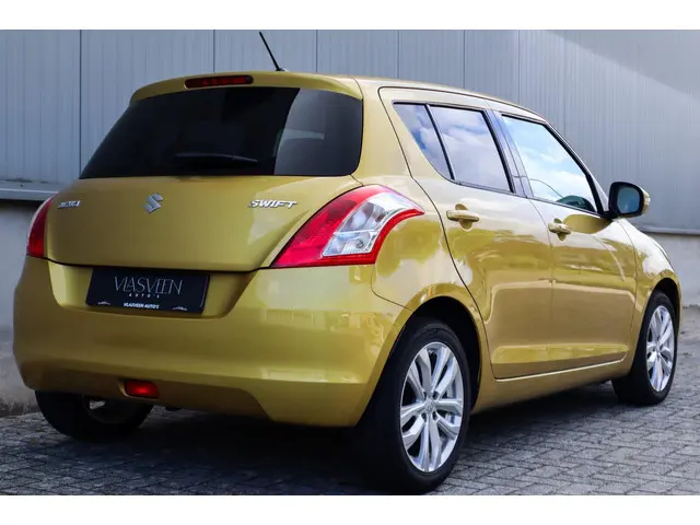 Suzuki Swift 1.2 Exclusive 2015 Benzine 10