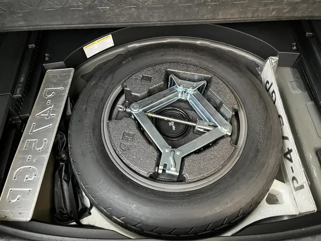 Toyota RAV4 2.0 VVT-iE Business 2022 Benzine 28