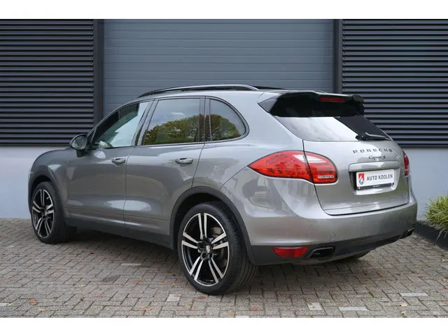 Porsche Cayenne 4.8 S 2014 Benzine 3