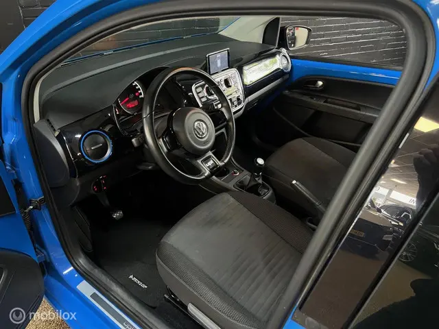 Volkswagen up! 1.0 high up! BlueMotion 2014 Benzine 9