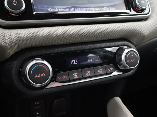 Nissan Micra 0.9 IG-T N-CONNECTA 2018 Benzine 18