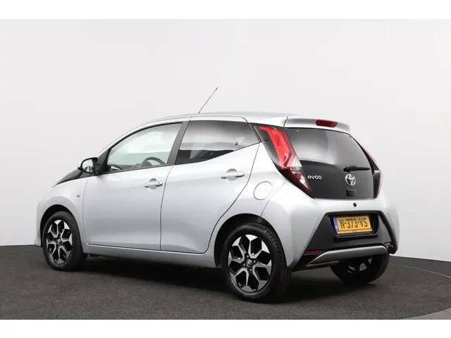 Toyota Aygo 1.0 VVT-i x-joy 2022 Benzine 38