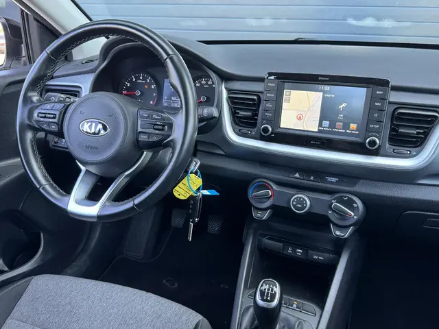 Kia Stonic 1.0 T-GDI DYNAMICLINE 2020 Benzine 8