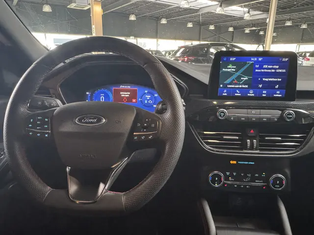 Ford Kuga 2.5 PHEV ST-Line 2022 Hybride Benzine 19