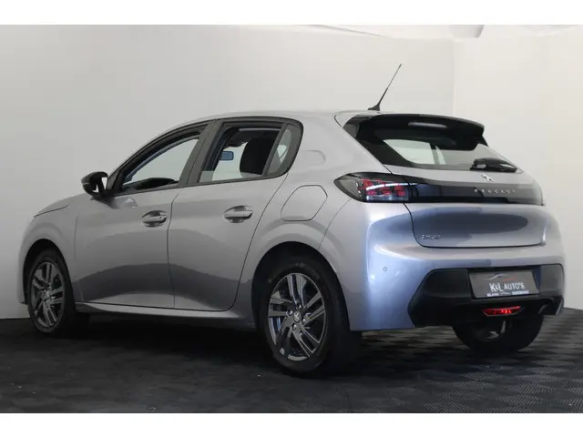 Peugeot 208 1.2 PureTech Active 2022 Benzine 7