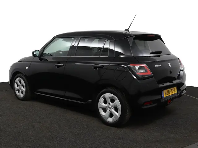 Suzuki Swift 1.2 Select Smart Hybrid 2025 Benzine 12