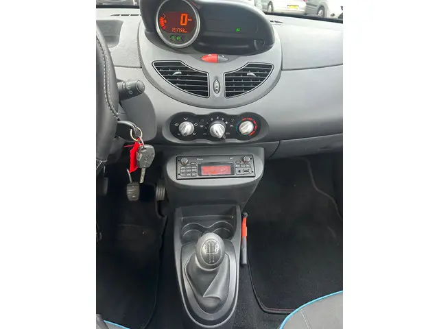 Renault Twingo 1.2 16V Parisienne airco 2014 Benzine 10
