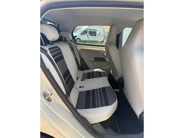 SEAT Mii 1.0 Reference 2014 Benzine 7