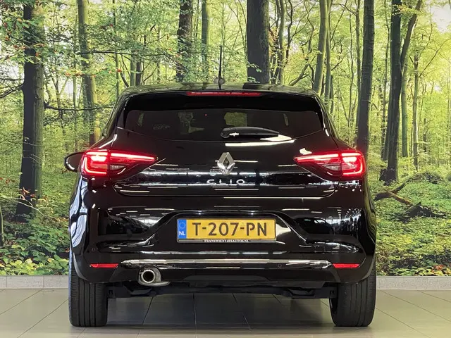 Renault Clio 1.3 TCe Initiale Paris 2019 Benzine 6