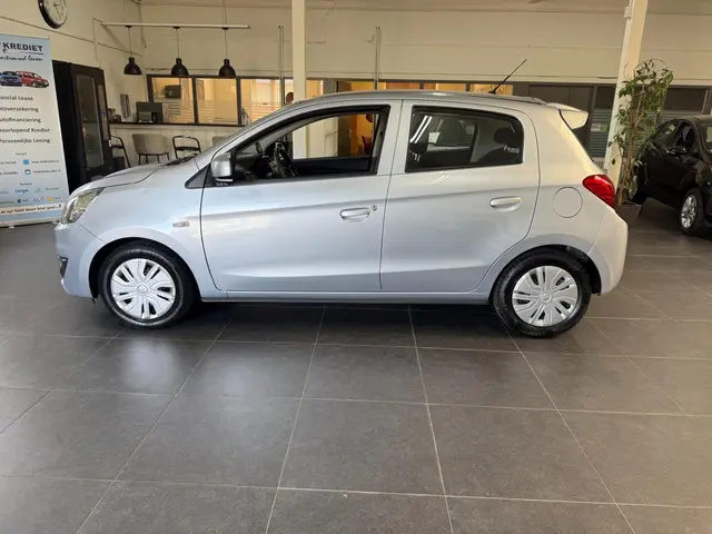 Mitsubishi Space Star 1.0 Cool+ 2020 Benzine 4