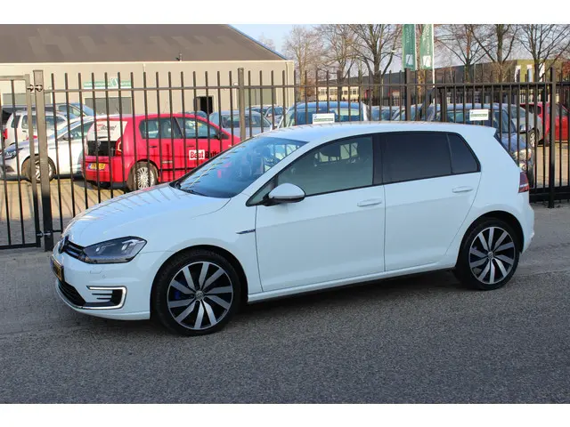 Volkswagen Golf 1.4 TSI GTE 2015 Hybride Benzine