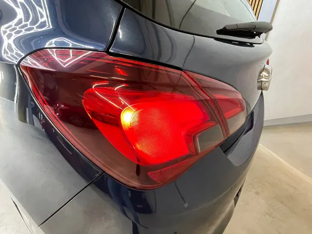 Opel Corsa 1.0 Turbo Edition 2017 Benzine 8