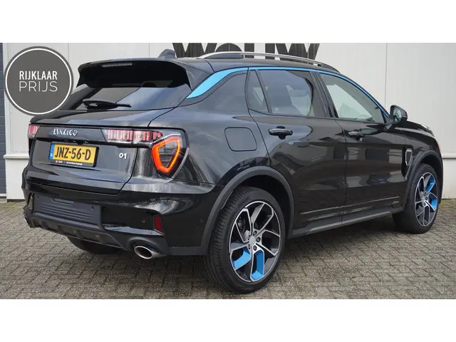 Lynk & Co 01 1.5 PHEV 2023 Hybride Benzine 2