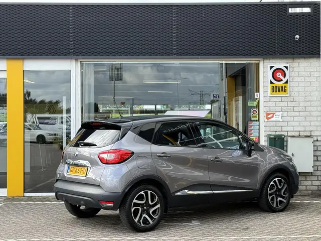 Renault Captur 0.9 TCe Dynamique 2015 Benzine 2
