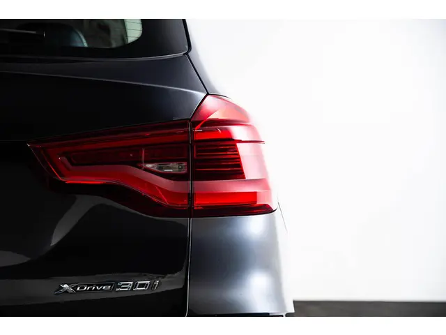 BMW X3 xDrive30i High Executive 2019 Benzine 28