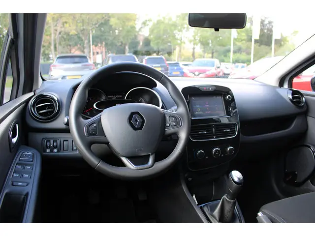 Renault Clio 0.9 TCe Limited 2018 Benzine 20