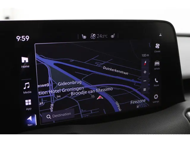 Toyota Urban Cruiser Dynamic 61 kWh 2026 Elektrisch 27