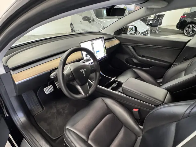 Tesla Model 3 Performance AWD 75 kWh 2019 Elektrisch 26