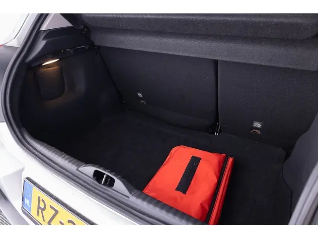 Citroën C3 1.2 PureTech Live 2018 Benzine 13