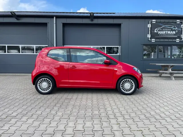 Volkswagen up! 1.0 high up! BlueMotion 2012 Benzine 5