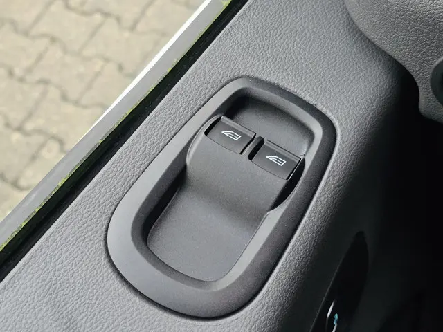 Ford Transit 350 2.0 TDCI L3H2 Trend 2024 Diesel 13