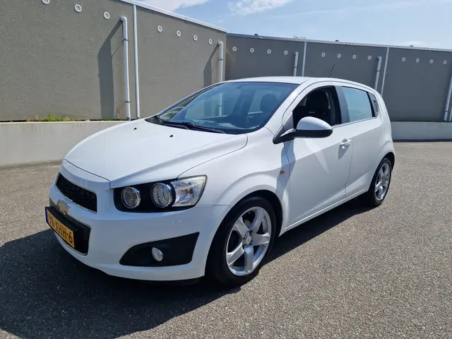 Chevrolet Aveo 1.4 LTZ 2012 Benzine
