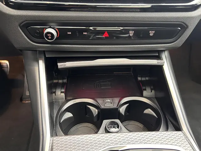 BMW 3 Serie Touring 320e 2024 Hybride Benzine 20