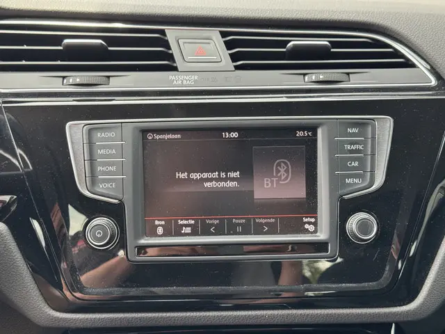 Volkswagen Touran 1.4 TSI Highline 2016 Benzine 38