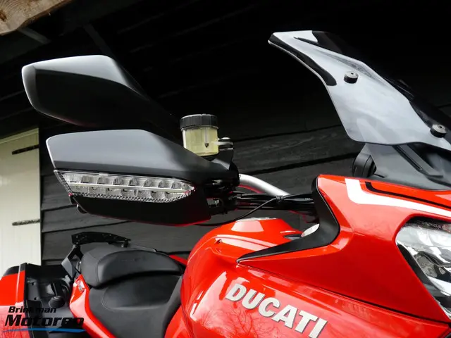 Ducati Multistrada 1200 S Touring 2013 Benzine 26
