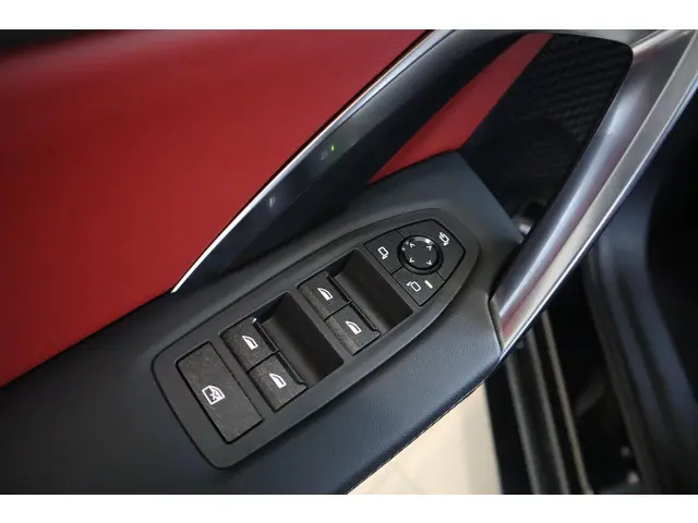BMW iX2 eDrive20 2025 Elektrisch 11
